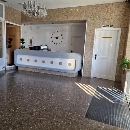 Hostal La Canada Segoviana Valmojado Екстер'єр фото